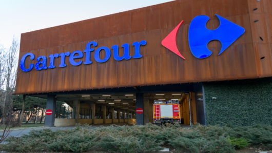  Carrefour  acquires lunch delivery  service  Dejbox Inside FMCG