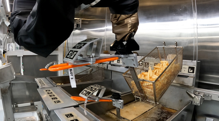 This 3D Printed Machine Allows You to Make French Fries and Potato Chips at  Home 