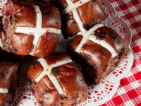 Wagon Wheels Hot Cross Buns