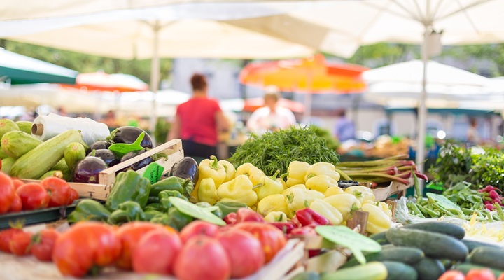 farmers market food stall